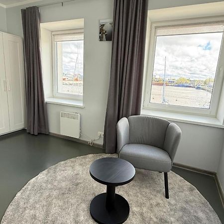 Ventspils Jahtu Osta, Ventspils Marina Lägenhet Exteriör bild